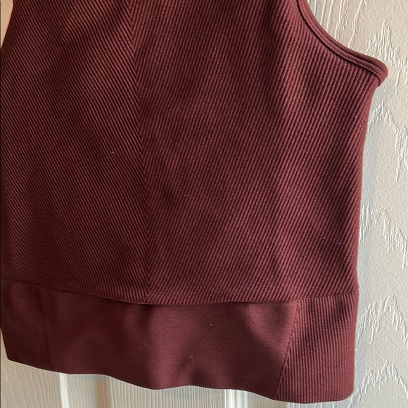 A&F YPB seamlessCORE Ribbed Scuba Tank NWOT - Picture 2 of 4